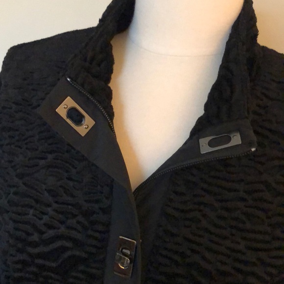 NWOT CAbi Turnkey Topper Jacket - Picture 2 of 6